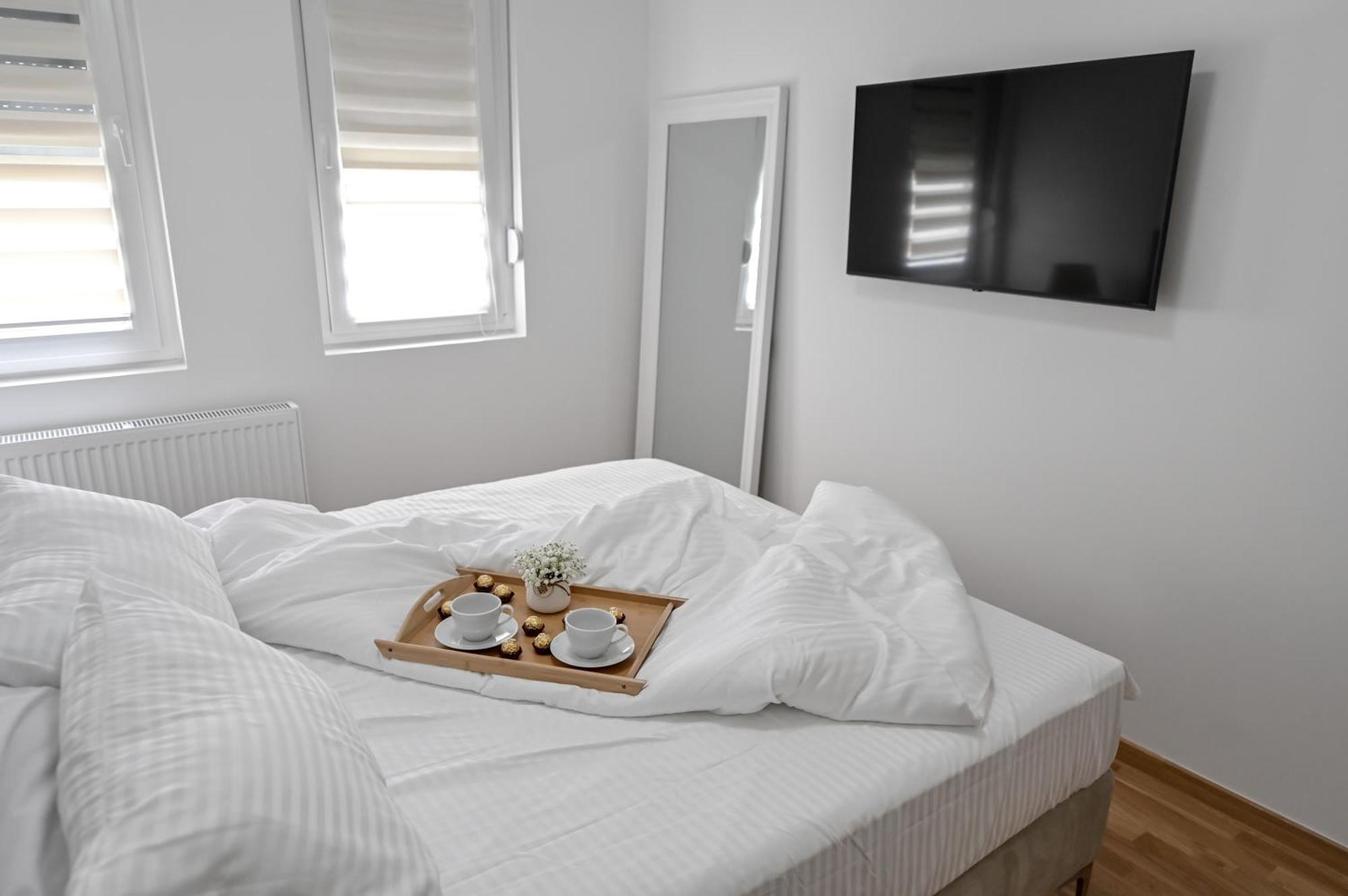 Porto Lux Apartman Arandjelovac Kültér fotó